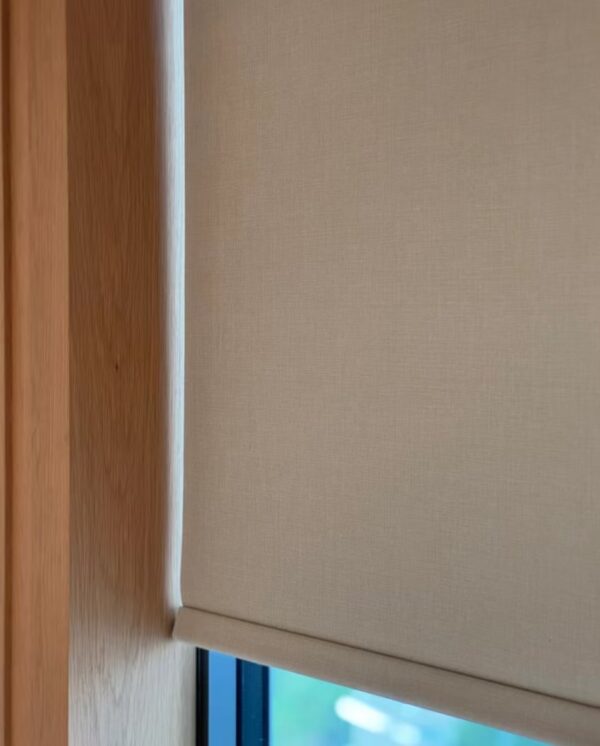 Roller Blind - Image 2